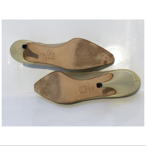 René Mancini Gold Leather Pumps, Italian sz 6.5 - Picture 4 of 8